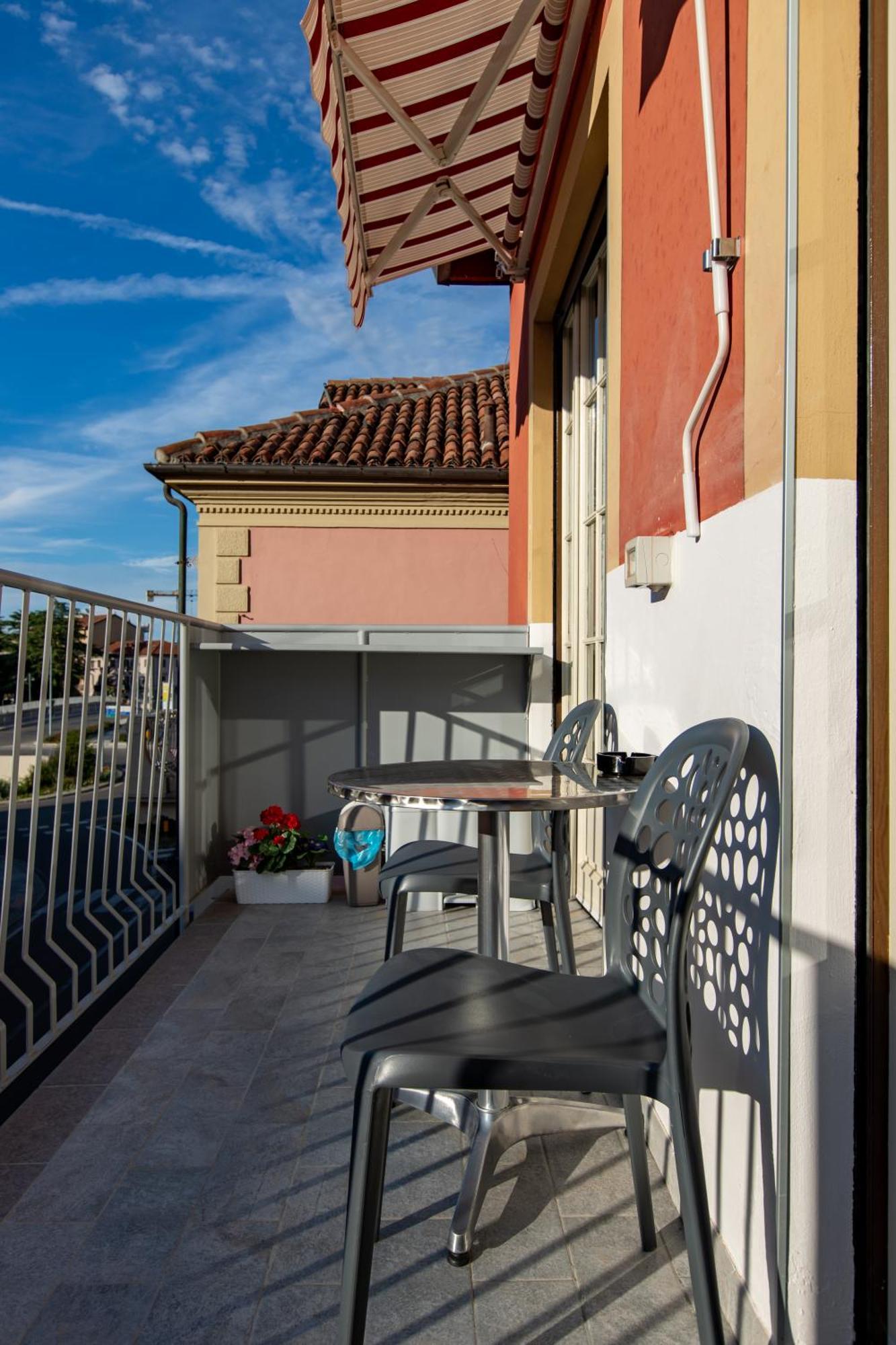 Attico Grand Terrace Διαμέρισμα Άλμπα Εξωτερικό φωτογραφία